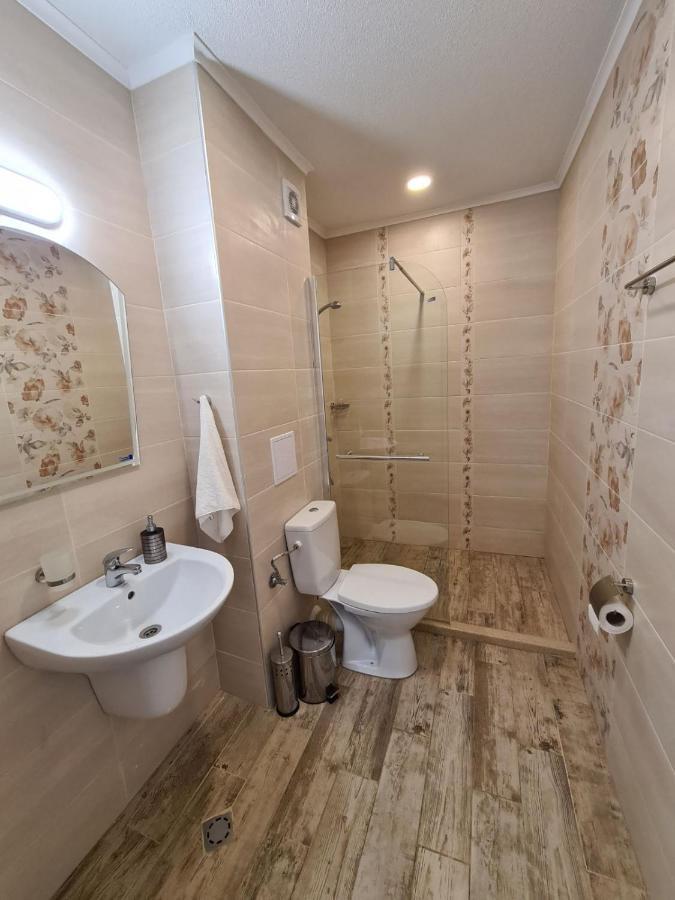Villa Yanevi 拉夫达 外观 照片