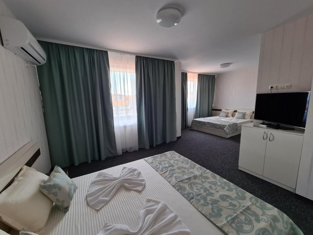 Villa Yanevi 拉夫达 外观 照片